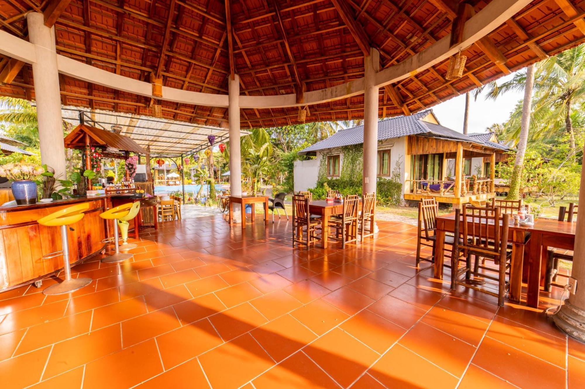 Dugong Resort Дуонг-Донг Экстерьер фото