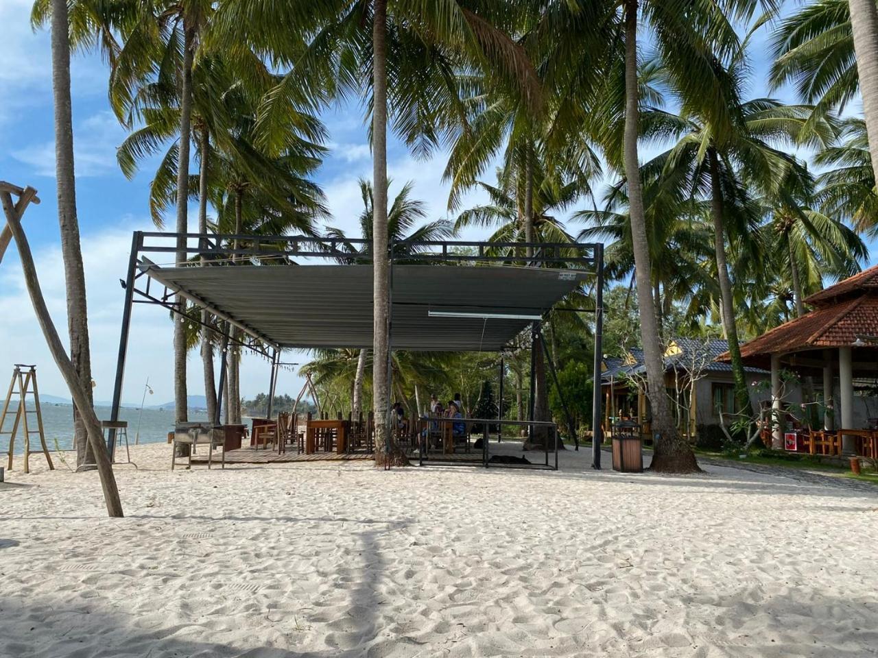 Dugong Resort Дуонг-Донг Экстерьер фото