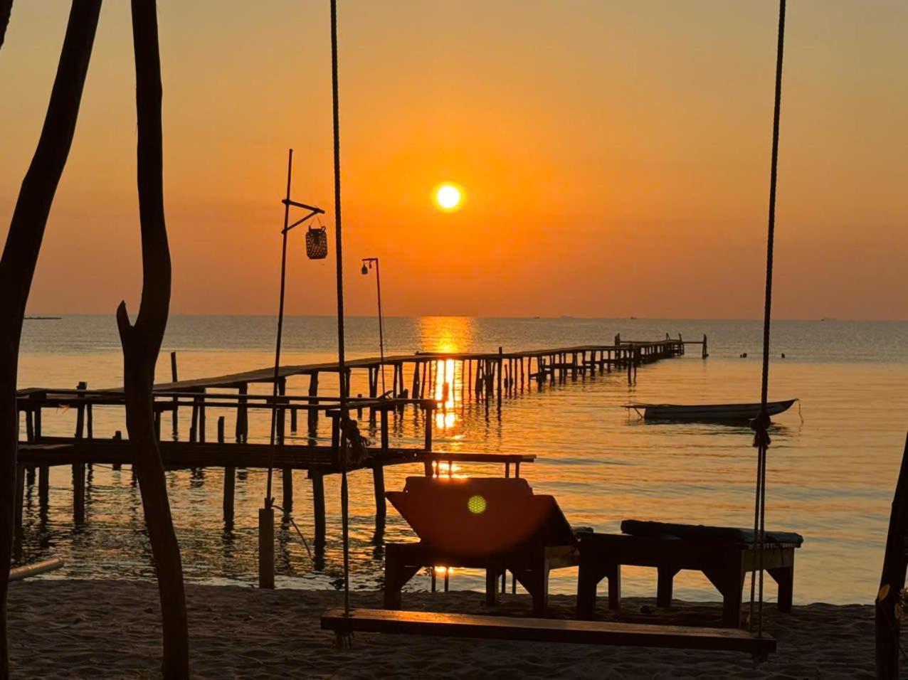 Dugong Resort Дуонг-Донг Экстерьер фото