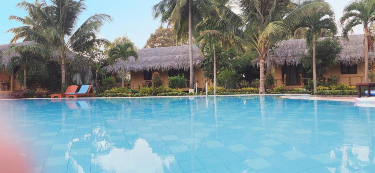 Dugong Resort Дуонг-Донг Экстерьер фото